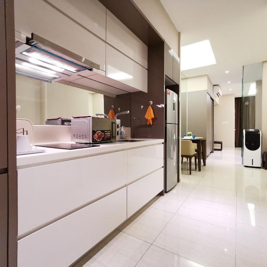 Sky Pool Elegant Suite @ Sri Hartamas Kuala Lumpur Exterior foto